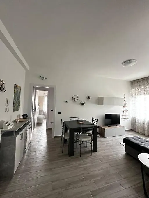 Sweet House Malpensa Apartment Somma Lombardo Italy